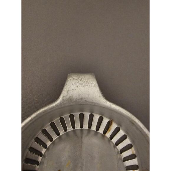 Vintage Foley Aluminum Juicer - 8" - Mpls MN USA - Picture 2 of 5